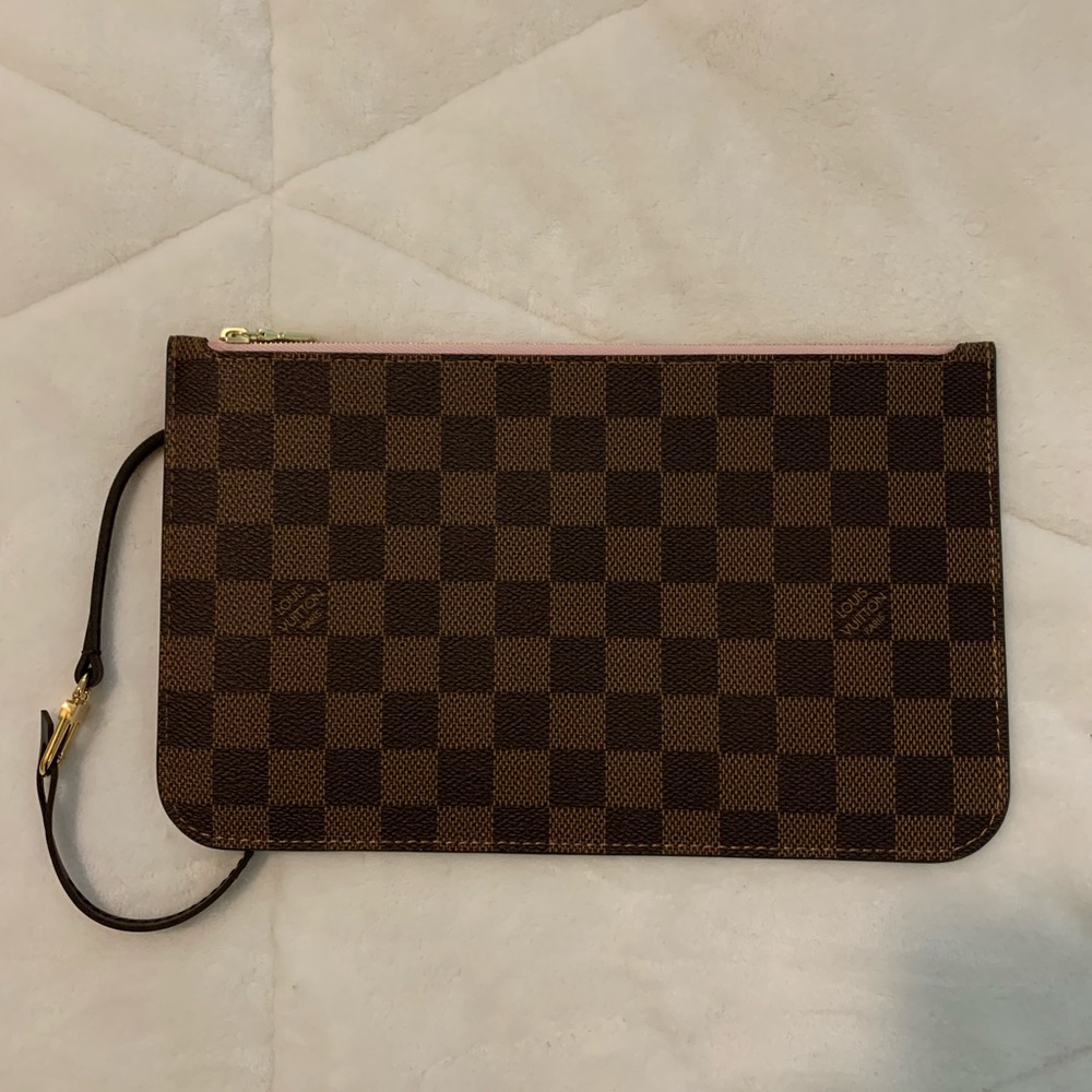 Louis Vuitton Neverfull Pouch/Wristlet